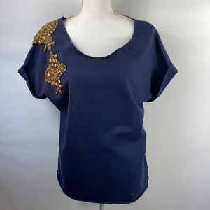 GREYPHON New York - Navy sweatshirt with gold beading over shoulder